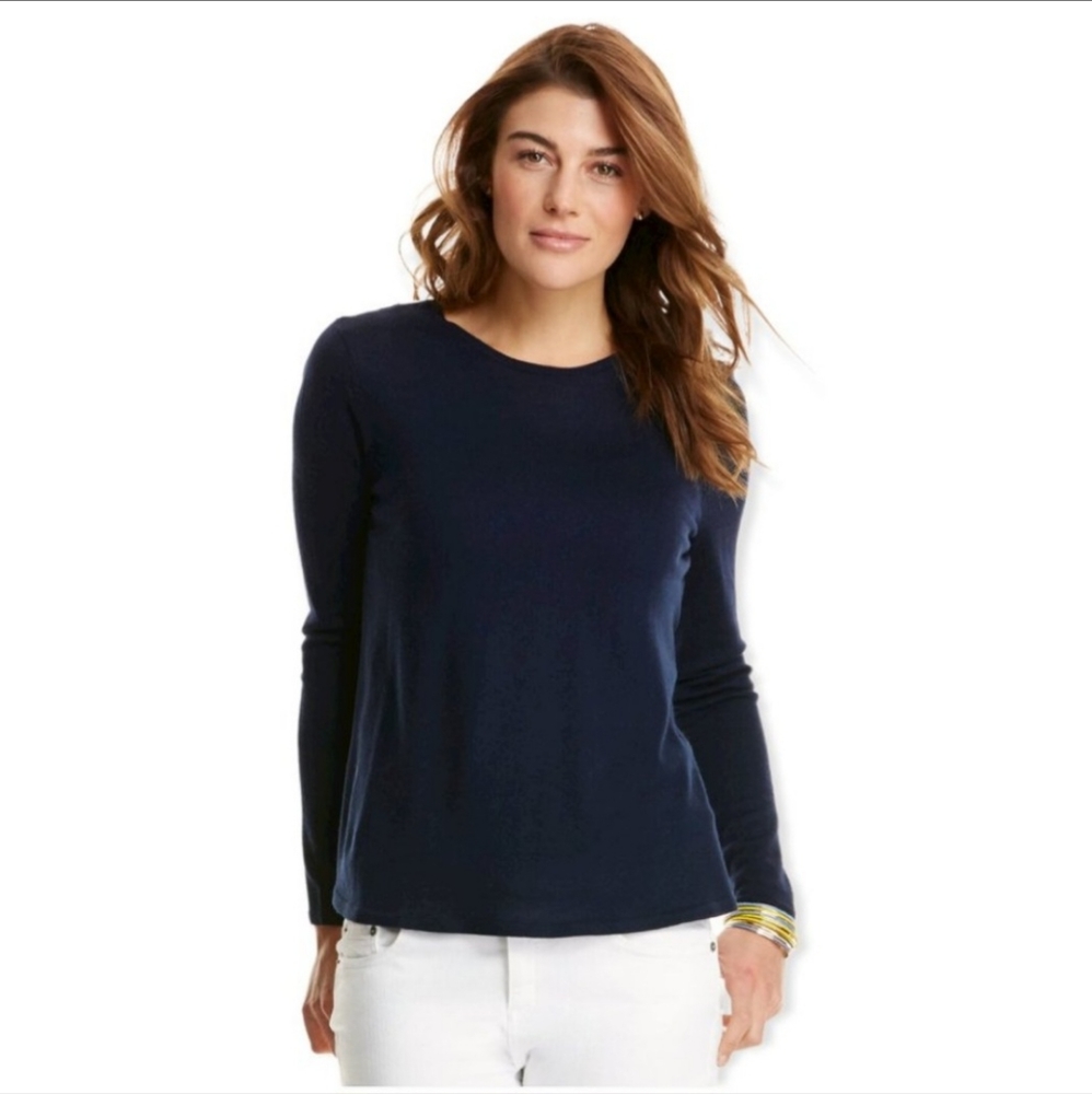 Vinyard Vines navy blue sweater, Small